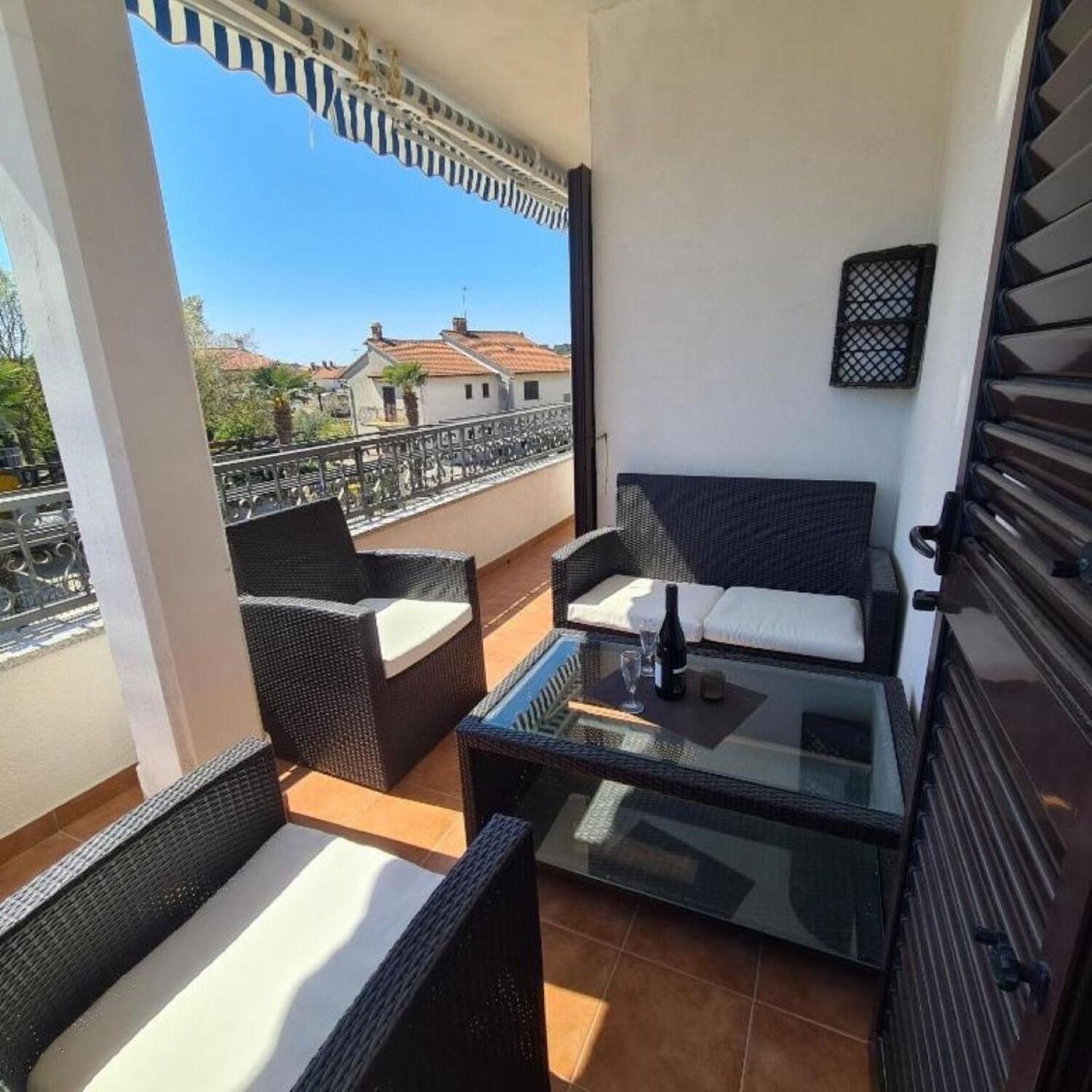 Apartments Berto - 500M To The Beach Rovinj Exteriör bild
