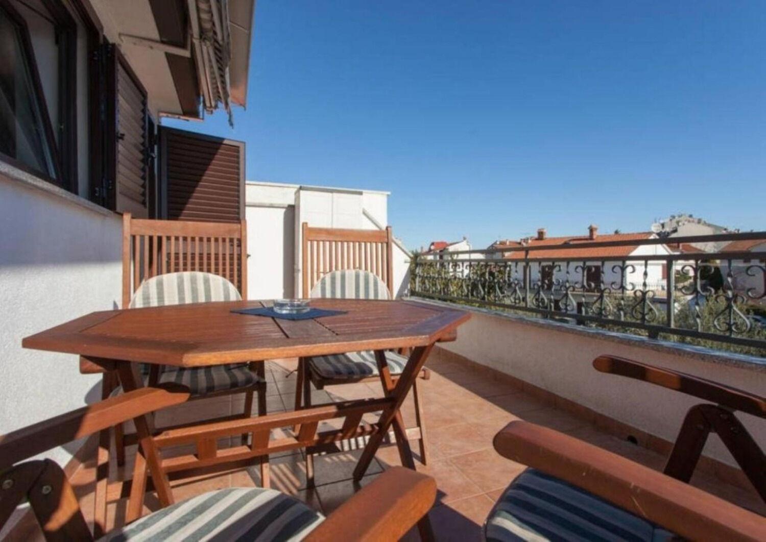 Apartments Berto - 500M To The Beach Rovinj Exteriör bild